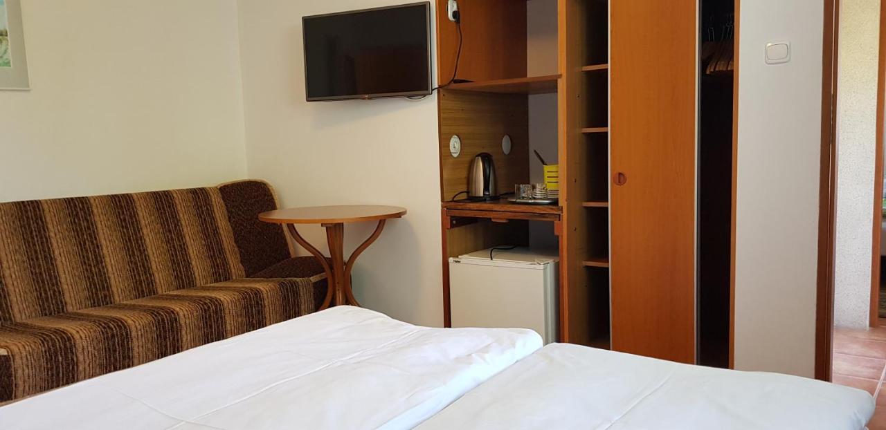 Wynajem Pokoi Hotel Kołobrzeg Kültér fotó